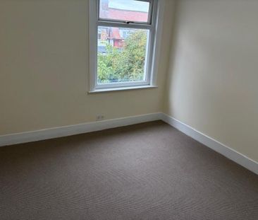 4 bedroom terraced house to rent - Photo 6