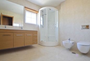 Apartamento T4 em condomínio com piscina e jardim na Beloura