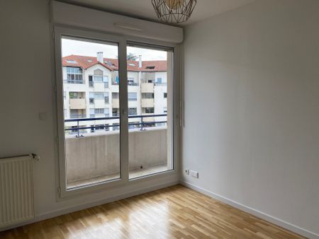 Location Appartement 3 pièces 68m² ECULLY 69130 - Photo 5