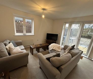 3 bedroom semi-detached house to rent - Photo 1