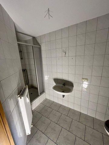 Frisch renovierte 2 Raum Wohnung Zwickau Brand Balkon zu vermieten - Photo 4