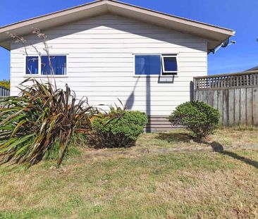 Tidy Four- Bedroom Home. - Photo 5