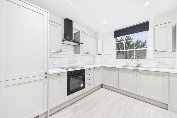 2 bedroom maisonette to rent - Photo 1