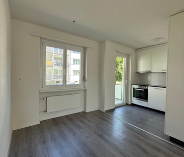 Helle 3.5-Zimmerwohnung im 2. Stock - Photo 6