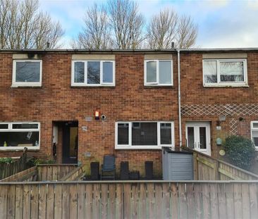 3 bedroom terraced house to rent - Photo 1