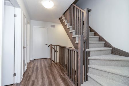 For Lease - 150 Honeycrisp Crescent Unit# TH266, Vaughan, Ontario - Photo 4