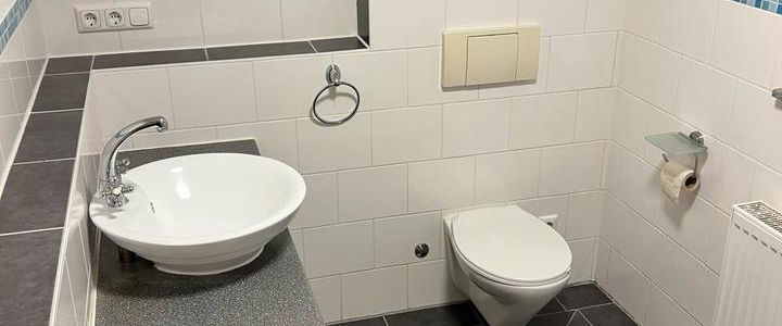 Mietwohnung EG mit kleinem Garten - Foto 1