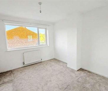 Maywood Avenue, Eastbourne, East Sussex, BN22 - Photo 1