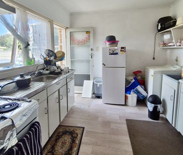 Unit 2, 109A Kolmar Road, Papatoetoe, Auckland - Photo 2