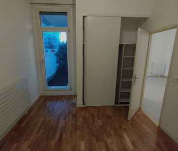 Appartement Paris 2 pièce(s) 48 m2, - Photo 2