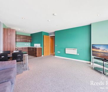 Apartment 14.6 The Obel Building Donegall Quay, Belfast, BT1 3NH - Photo 4