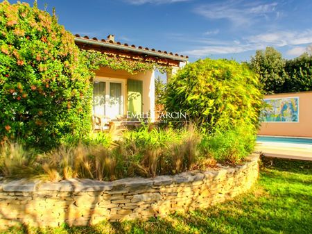 A louer- Maison 3 chambres piscine jardin clos- Uzes centre - Photo 3