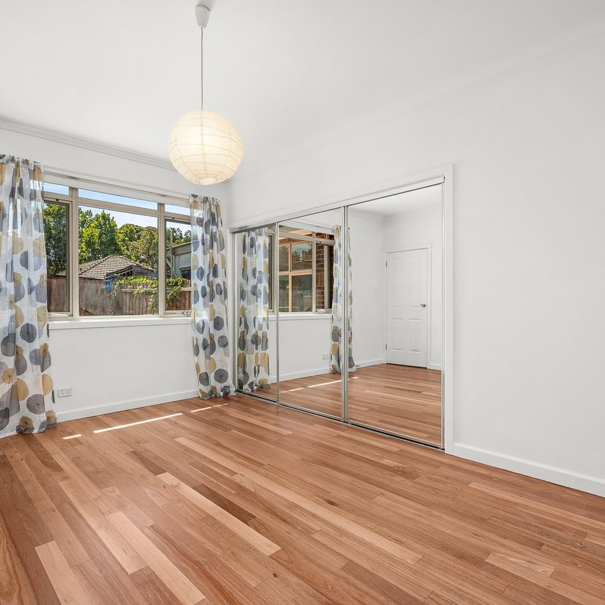 8A Thor Street, Strathmore VIC 3041 - Photo 1