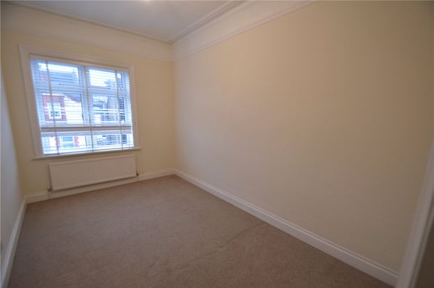 Brighton Road, Purley, CR8 - Photo 1