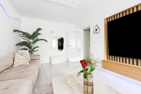 Ljus och välplanerad lägenhet med balkong i Järfälla! - Photo 2