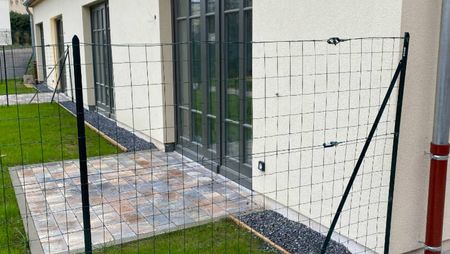 F2 neuf - jardin - parking - Photo 2