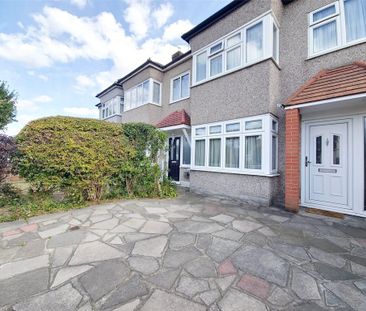 3 bedroom end of terrace house to rent - Photo 3