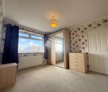 3 bedroom property to rent - Photo 4
