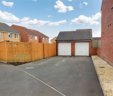 3 bedroom semi-detached house to rent - Photo 6