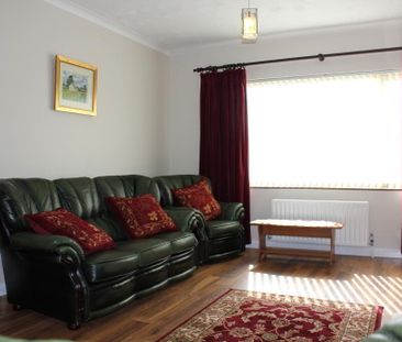 3 Lever Road (Student Let ), Portstewart, BT55 7BN - Photo 2