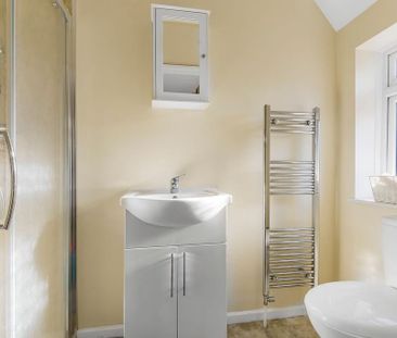 6 bedroom semi-detached house to rent - Photo 3