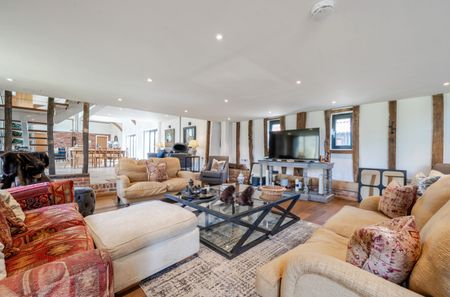 4 bedroom barn conversion to rent Wickham Road, Finningham, Stowmarket, Suffolk, IP14 - Photo 3