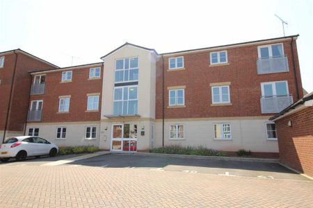2 bedroom flat to rent - Photo 3