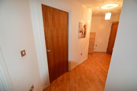 2 bedroom flat to rent - Photo 5