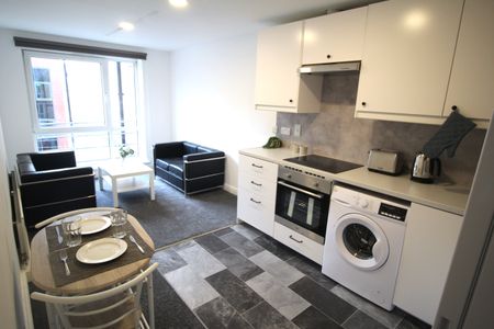 Flat 24, Samara Plaza, LS2 9DU, Leeds - Photo 5