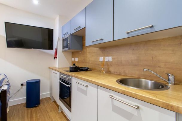 Studio to rent - Photo 1