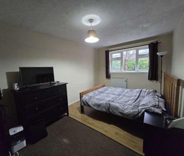 Garfield House, Edmonton, N9 - Photo 3