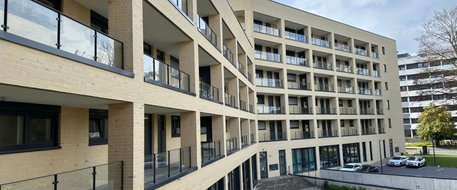 *ZWEITBEZUG* – Exklusive 4-Zimmer-Wohnung mit Wintergarten im Hasecampus! - Photo 1
