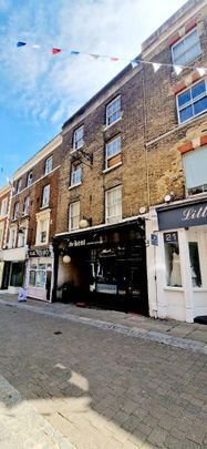 2 bedroom flat to rent - Photo 1