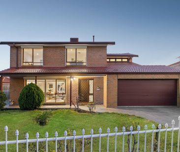 Big-Hearted Family Living in the Heart of it All - Photo 3