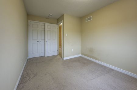 For Lease - 14 Amos Drive Unit# 32, Guelph, Ontario - Photo 3