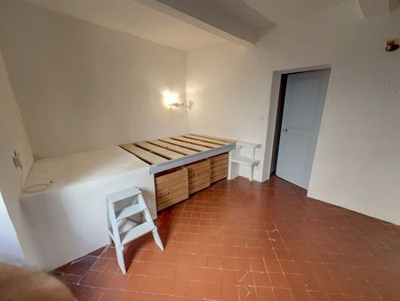 Location Appartement 2 pièces 49m² LAMBESC 13410 - Photo 3