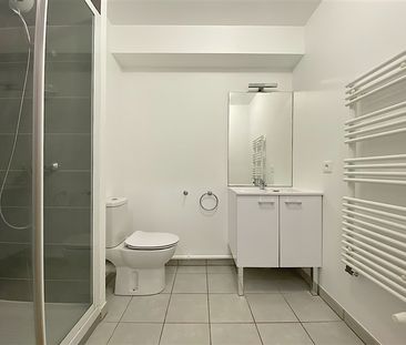 2 pièces - Meublé - 38 m² - 2ème étage - Colocation non autorisée - Photo 1