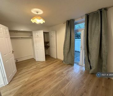 1 bedroom flat to rent - Photo 6