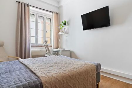 Avenida de Sidónio Pais, Lisbon, Lisbon 1050-215 - Photo 2