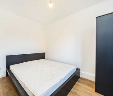 Deeside Road, SW17 0PH, London - Photo 3