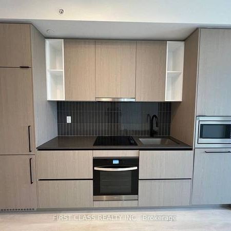 BRAND NEW 2 BEDS 1 BATH LUXURIOUS GALLERIA ON THE PARK CONDOS - Photo 3