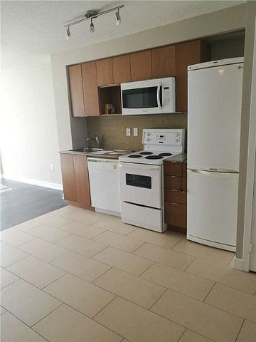 For Lease - 15 Fort York Boulevard Unit# 2102, Toronto, Ontario - Photo 2