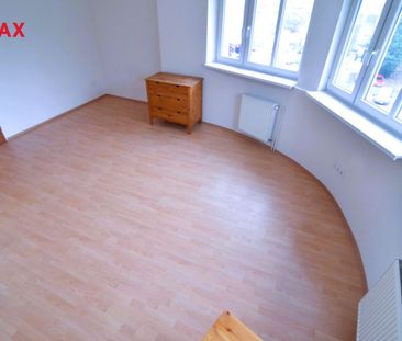Pronájem bytu 1+kk 35 m² - Photo 1