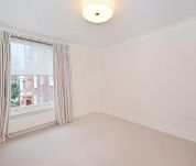 3 bedroom flat to rent - Photo 5