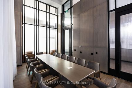 317 36 Brentcliffe Road - Photo 3