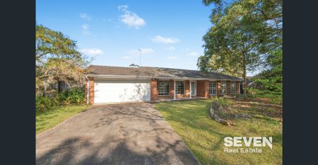 Freshly Updated Family Home in a Highly Convenient Castle Hill Location - Photo 2