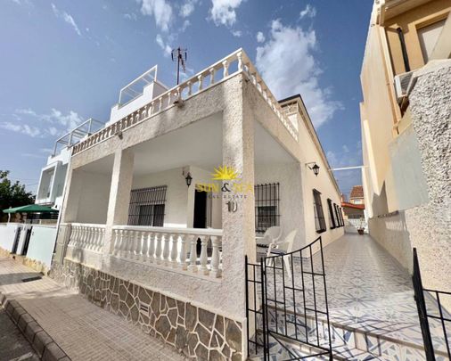 5 BEDROOM SEMI-DETACHED HOUSE FOR RENT IN TORRE DE LA HORADADA - ALICANTE - Photo 1