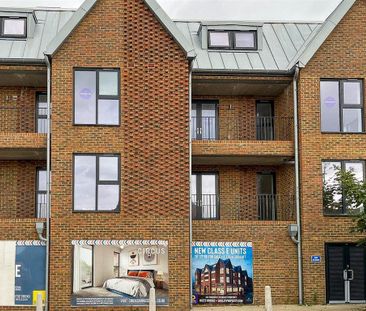 2 bedroom flat to rent - Photo 2