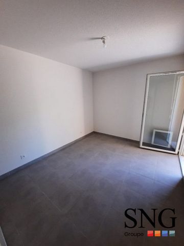 T3 AVEC TERRASSE, JARDIN ET PARKING - Photo 2