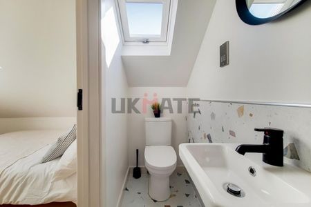 Room in a Shared House, Ablett Street, SE16 - Photo 5
